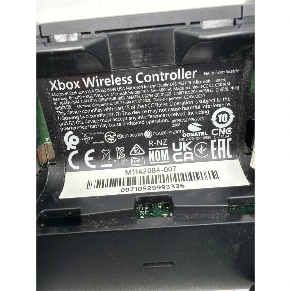 Microsoft Xbox Wireless Controller 1914 Carbon Black One Series X|S No Battery